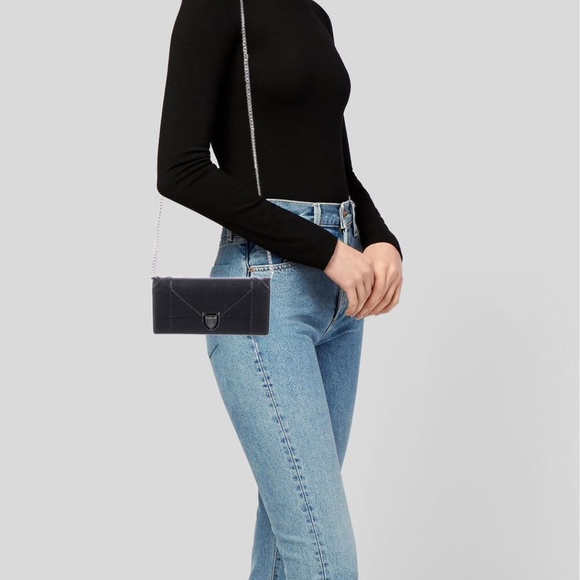 Authentic CHRISTIAN DIOR Diorama Wallet On Chain Black - Picture 6 of 16